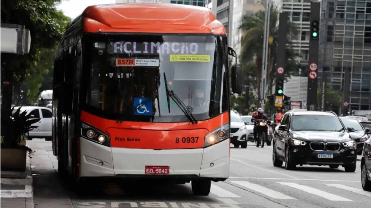 São Paulo terá ônibus gratuito aos domingos 