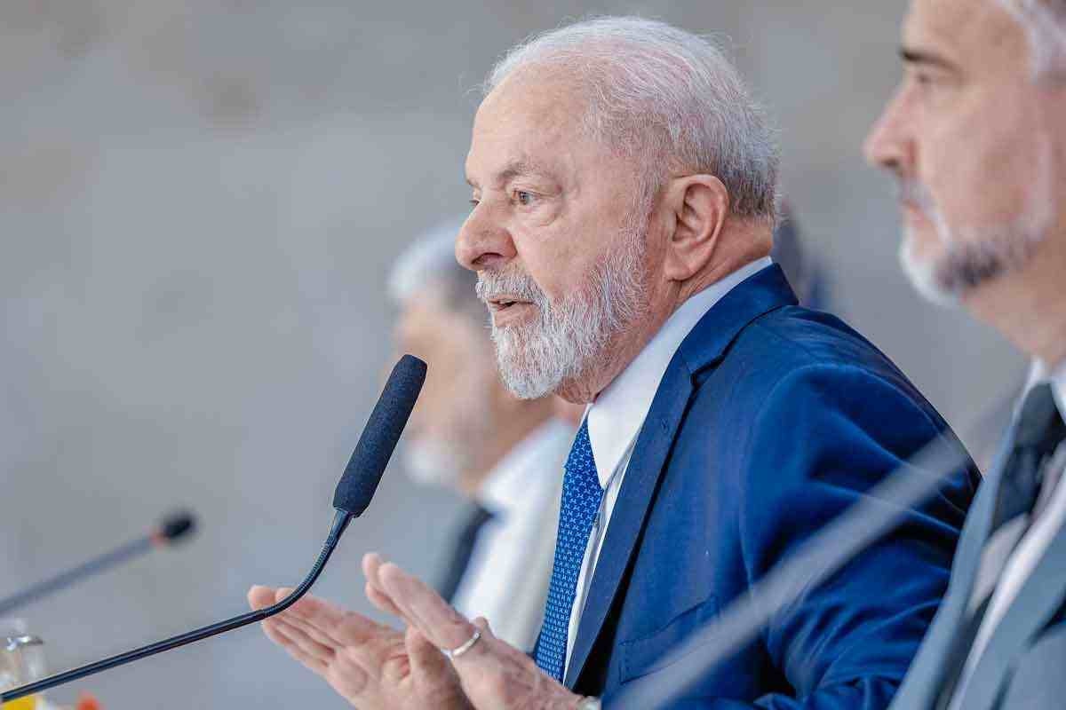 Lula questiona soberba dos dirigentes do PT
