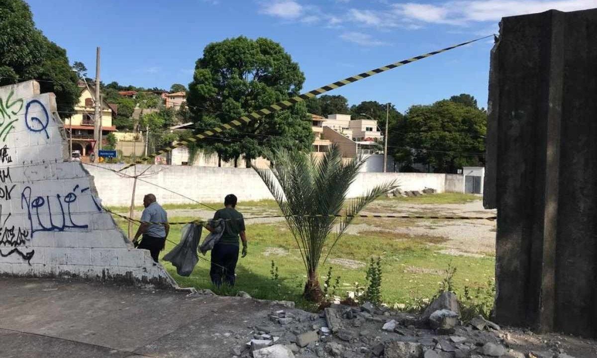 fugindo da polícia Parkour