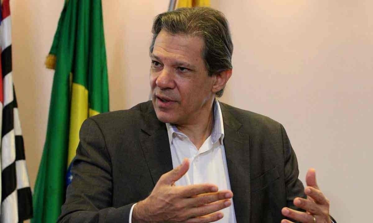 Ministro da Fazenda é alvo de ataques do PT por sua defesa do compromisso com a austeridade fiscal -  (crédito: Rovena Rosa/Agência Brasil – 9/10/23)