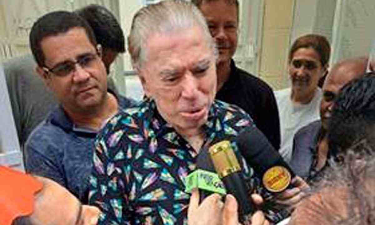 Silvio Santos faz rara aparição no dia em que completou 93 anos de idade