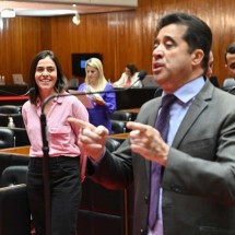 Deputados comemoram prorrogação do prazo da dívida e elogiam Tadeuzinho e Pacheco - Luiz Santana/ALMG
