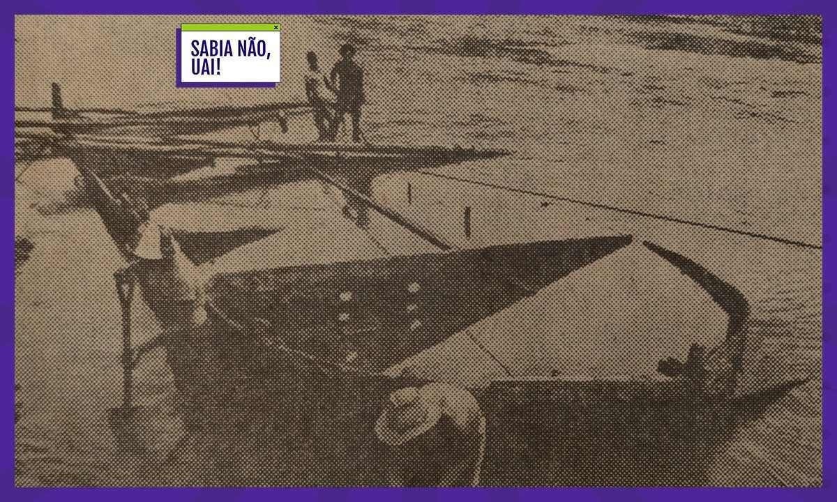 Barco naufragado encontrado em 1977 em Sabará possivelmente pertenceu ao engenheiro Henrique Dumont, pai de Santos Dumont -  (crédito: Arquivo Estado de Minas)
