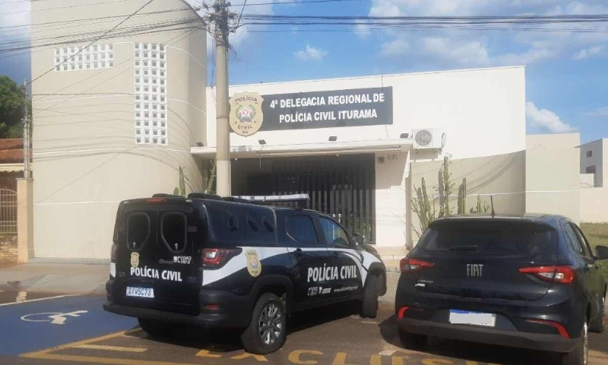 Prisão foi ratificada na delegacia da Polícia Civil em Iturama -  (crédito: PCMG)