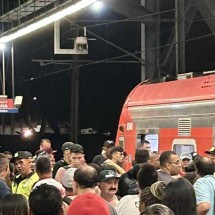 Passageiro morre atropelado nos trilhos por trem metropolitano em São Paulo - Redes sociais/Reprodução