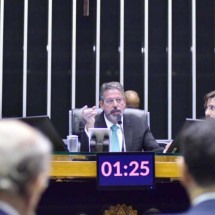 Câmara aprova Reforma Tributária em primeiro turno - Zeca Ribeiro / Câmara dos Deputados