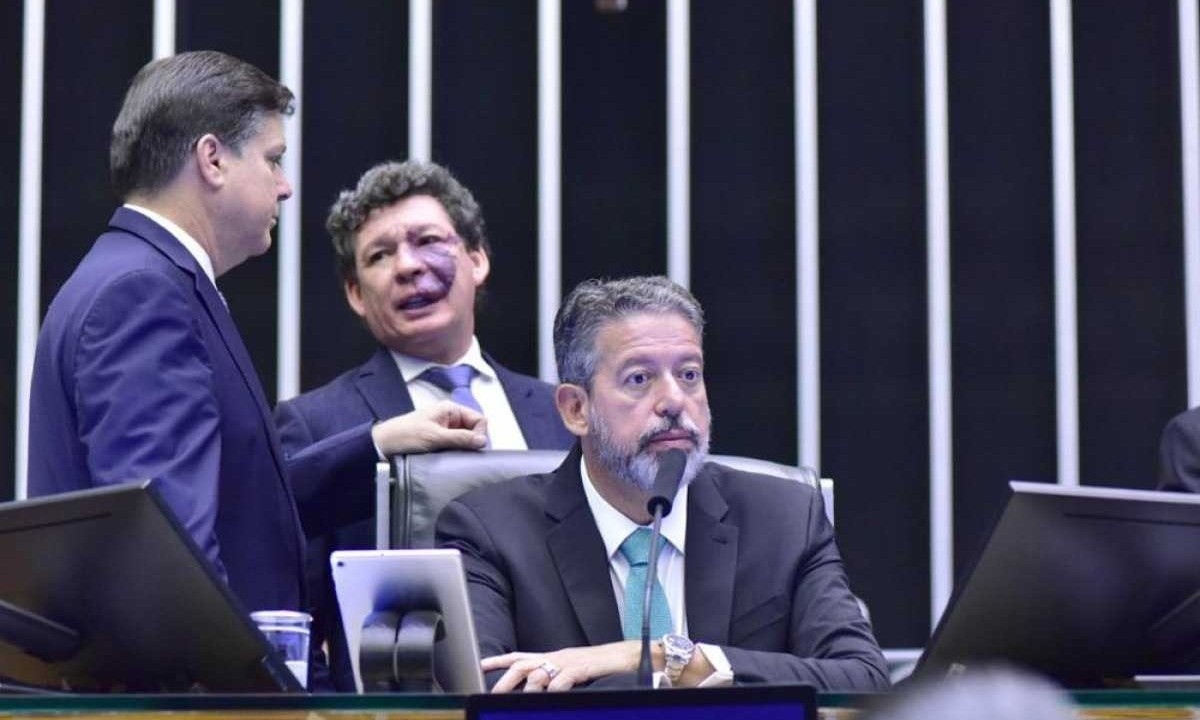 Arthur Lira lembrou que a reforma tributária é a primeira desde 1965 -  (crédito: Zeca Ribeiro / Câmara dos Deputados)