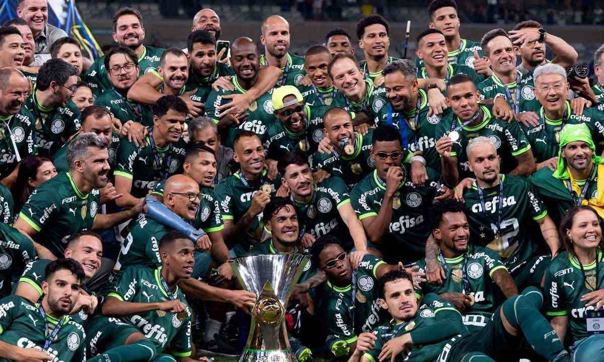 O Palmeiras sagrou-se campeão brasileiro no Mineirão, ao empatar com o Cruzeiro por 1 a 1 -  (crédito: DOUGLAS MAGNO/AFP)