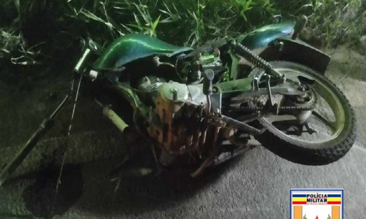 Motociclista morre em batida frontal em Minas