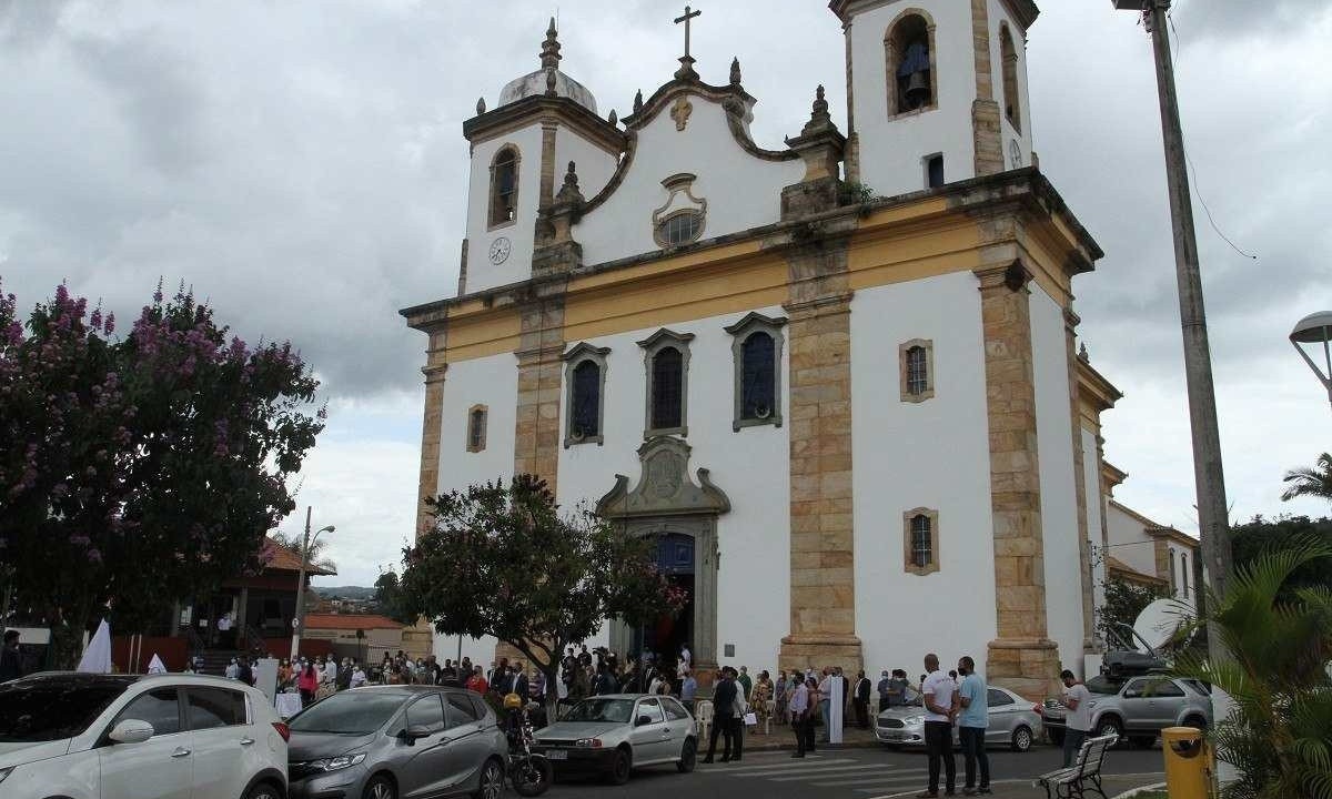 A Igreja Matriz Nossa Senhora do Bom Sucesso, de Caeté, na Região Metropolitana de Belo Horizonte, será restaurada e iluminada.  -  (crédito: Edésio Ferreira/EM/D.A. Press)