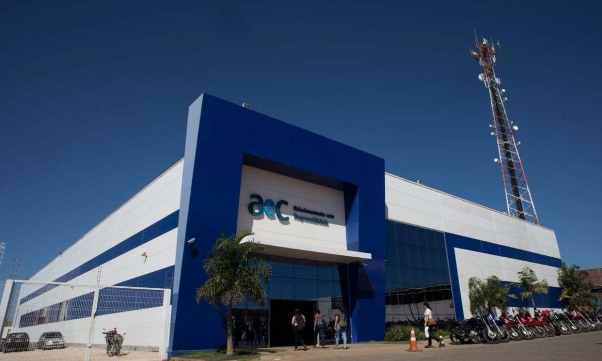 AeC realiza processo seletivo para contratação imediata em Montes Claros, no Norte de Minas -  (crédito: AeC/Divulgação)