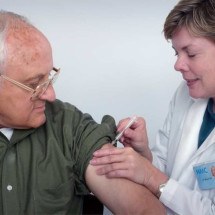 Anvisa aprova vacina contra vírus sincicial respiratório para idosos -  CDC/Unsplash