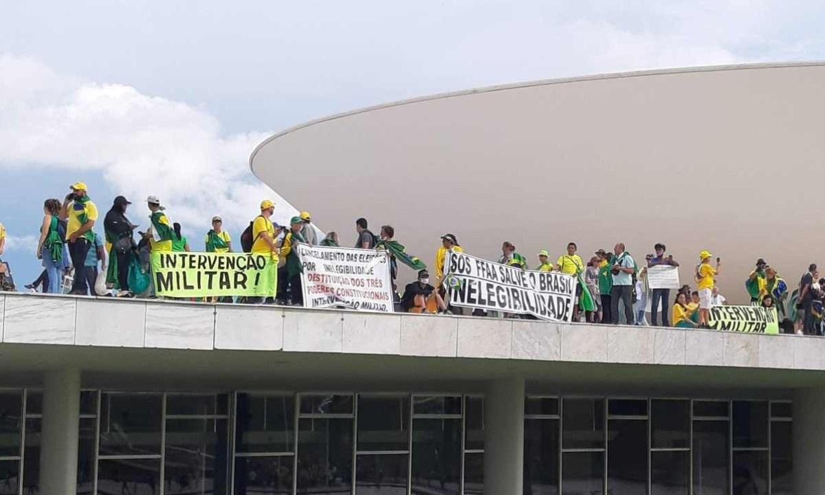 Em 8 de janeiro do ano passado, manifestantes ocuparam e depredaram o Congresso, o STF e o Palácio do Planalto -  (crédito:  Evandro Eboli/CB/D.A Press)