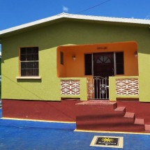 Durma na casa onde Rihanna cresceu em Barbados por R$ 519 - visit barbados