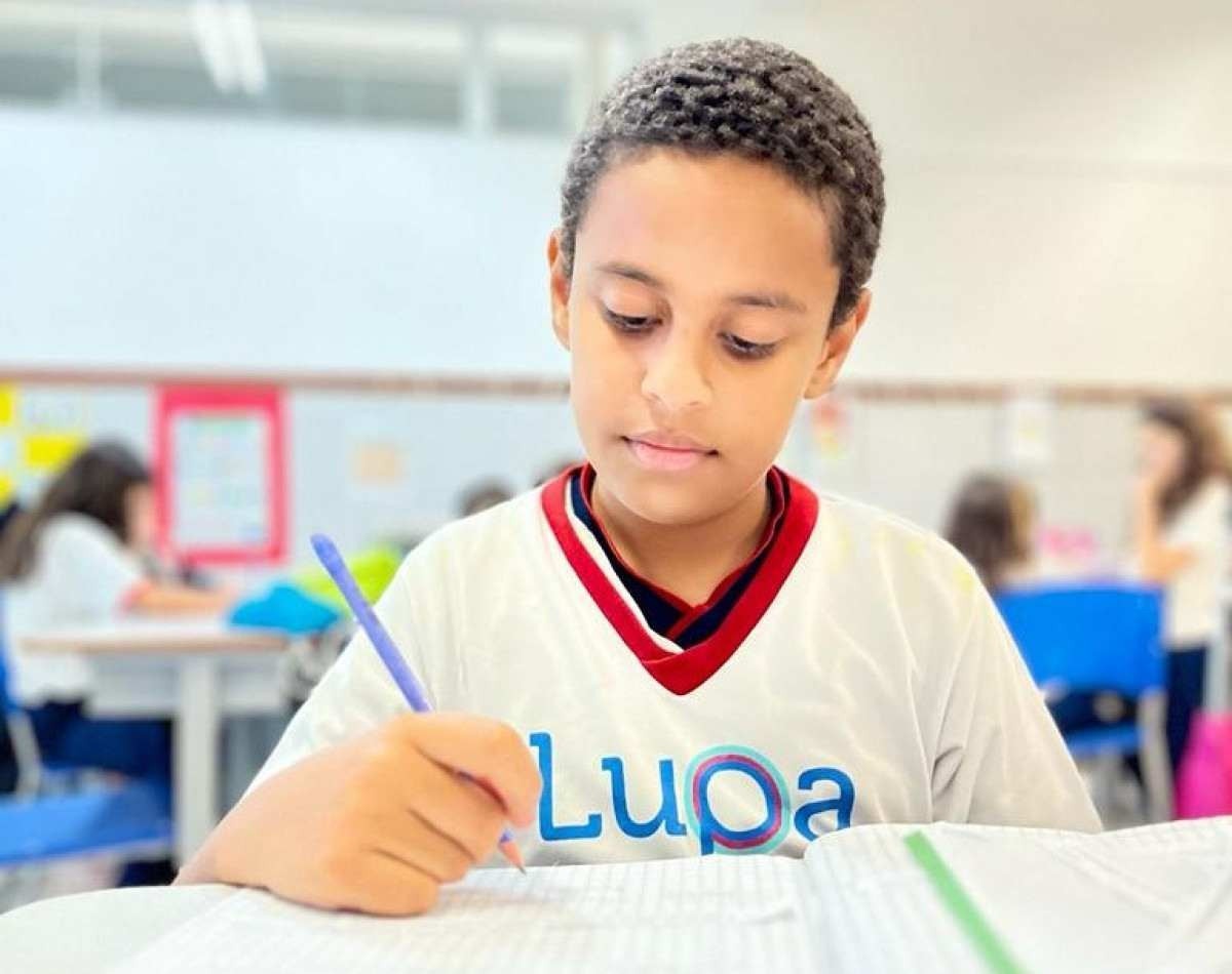 Estudante do Colégio Santo Agostinho participando do Programa Lupa