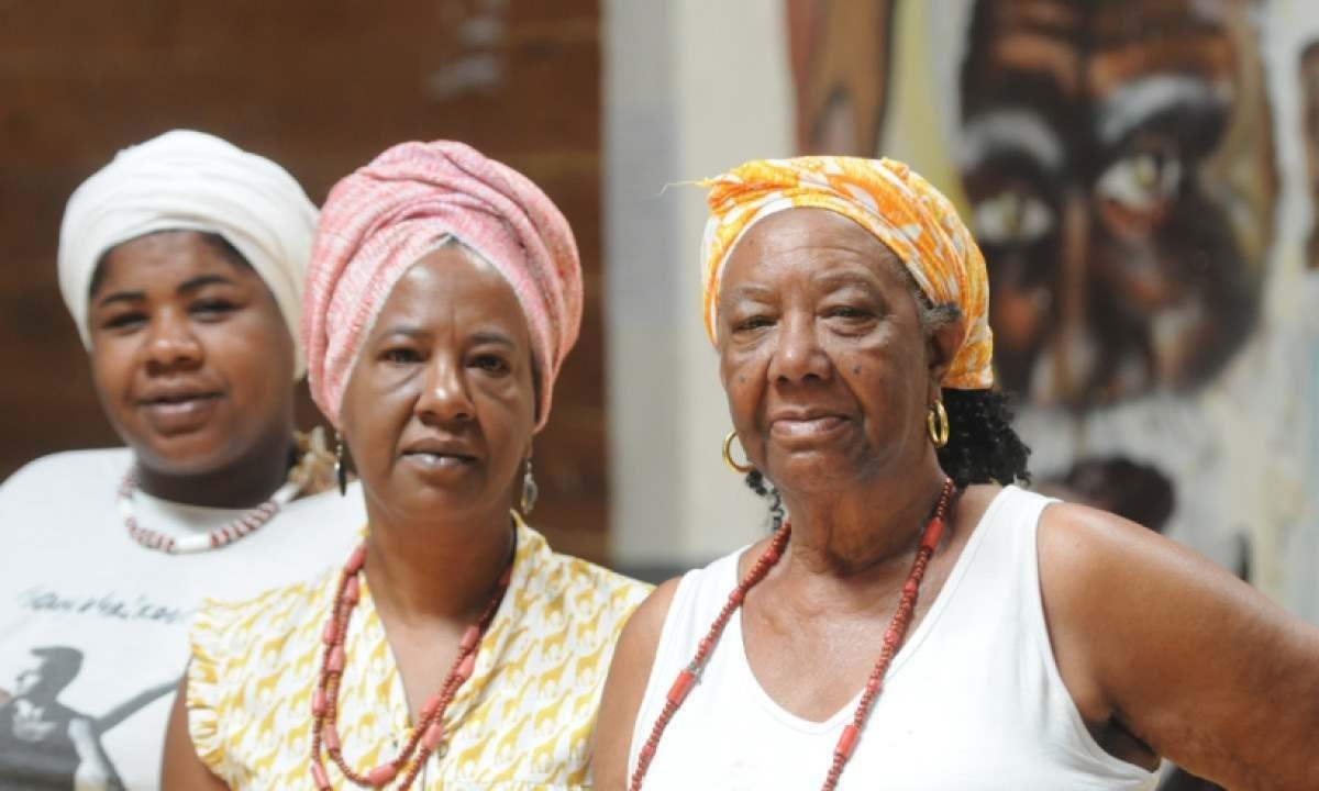 Em 2021, mulheres no quilombo Manzo de diferentes gerações celebraram os 50 anos do Dia da Consciência Negra
 -  (crédito: Leandro Couri/EM/D.A Press)