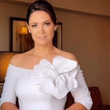 Michelle arrecada R$ 43 mil em rifa de vestido usado na posse de Milei - Reprodução redes sociais