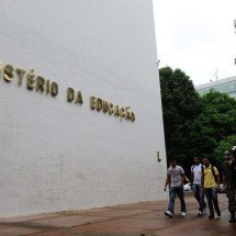 Minas tem 54 cidades com obras de educação paralisadas - Marcos Oliveira/Agência Senado