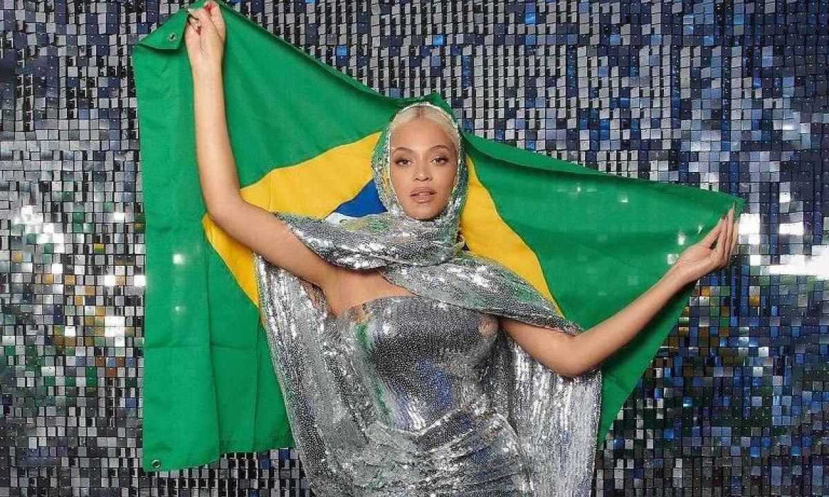 A cantora Beyoncé fez uma rápida participação na festa Club Renaissance, na noite desta quinta-feira (21/12), no Centro de Convenções de Salvador -  (crédito: Reprodução/Instagram/@beyonce)