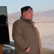 Coreia do Norte pode ter ativado mais um reator nuclear, diz agência da ONU - STR / KCNA VIA KNS / AFP