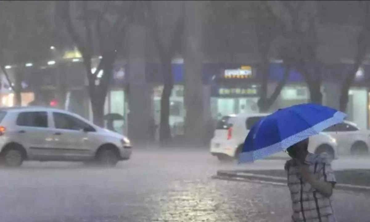 MG: Inmet coloca quase 200 cidades em alerta para chuvas intensas e granizo