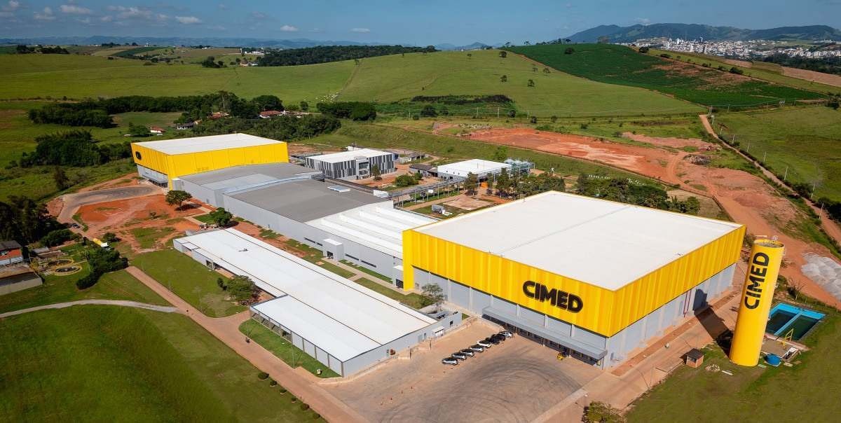 Vista aérea da nova fábrica da Cimed em Pouso Alegre, inaugurada em setembro, com investimentos de R$ 500 milhões -  (crédito: Cimed/Divulgação)