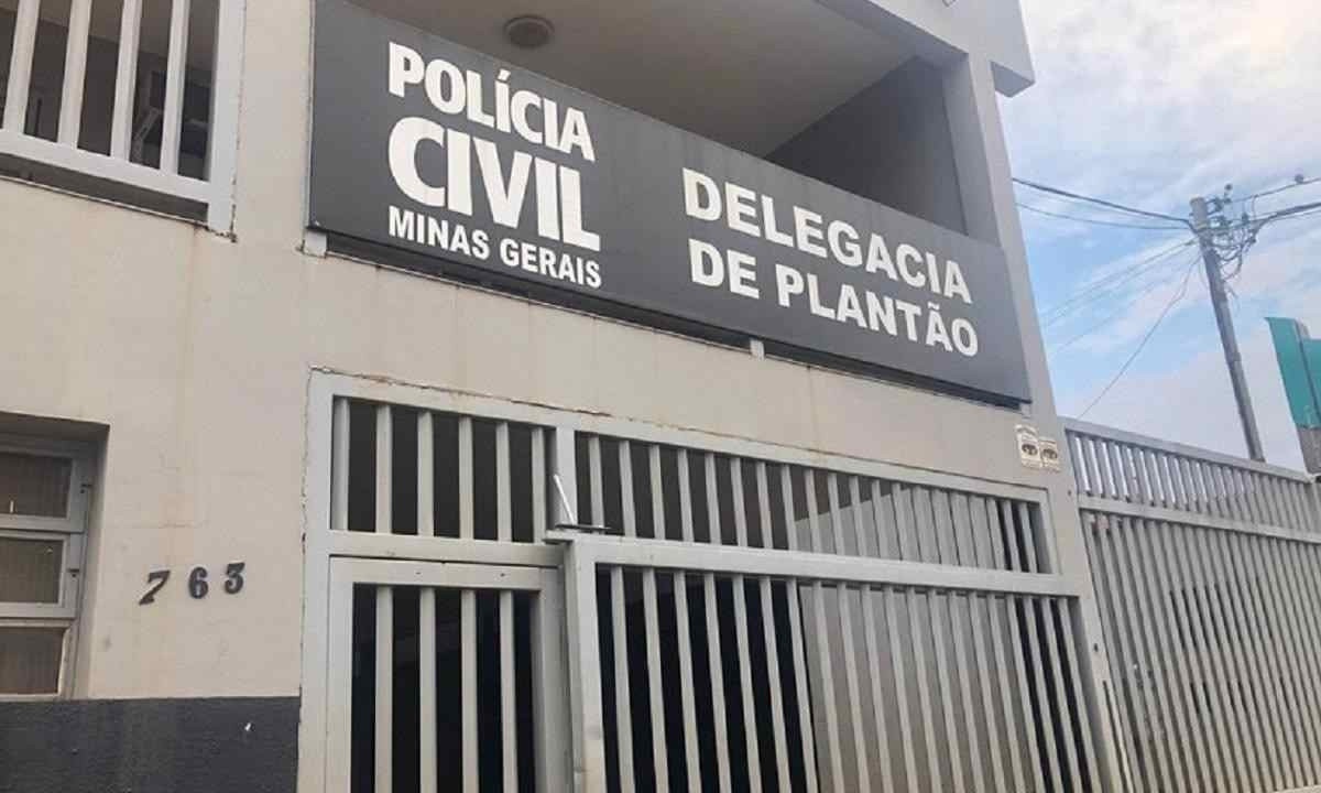 O suspeito negou o crime, mas levado para a delegacia -  (crédito: Divulgação/PCMG)