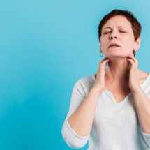 Aviso: sprays e pastilhas para dor de garganta mascaram doenças graves - Freepik