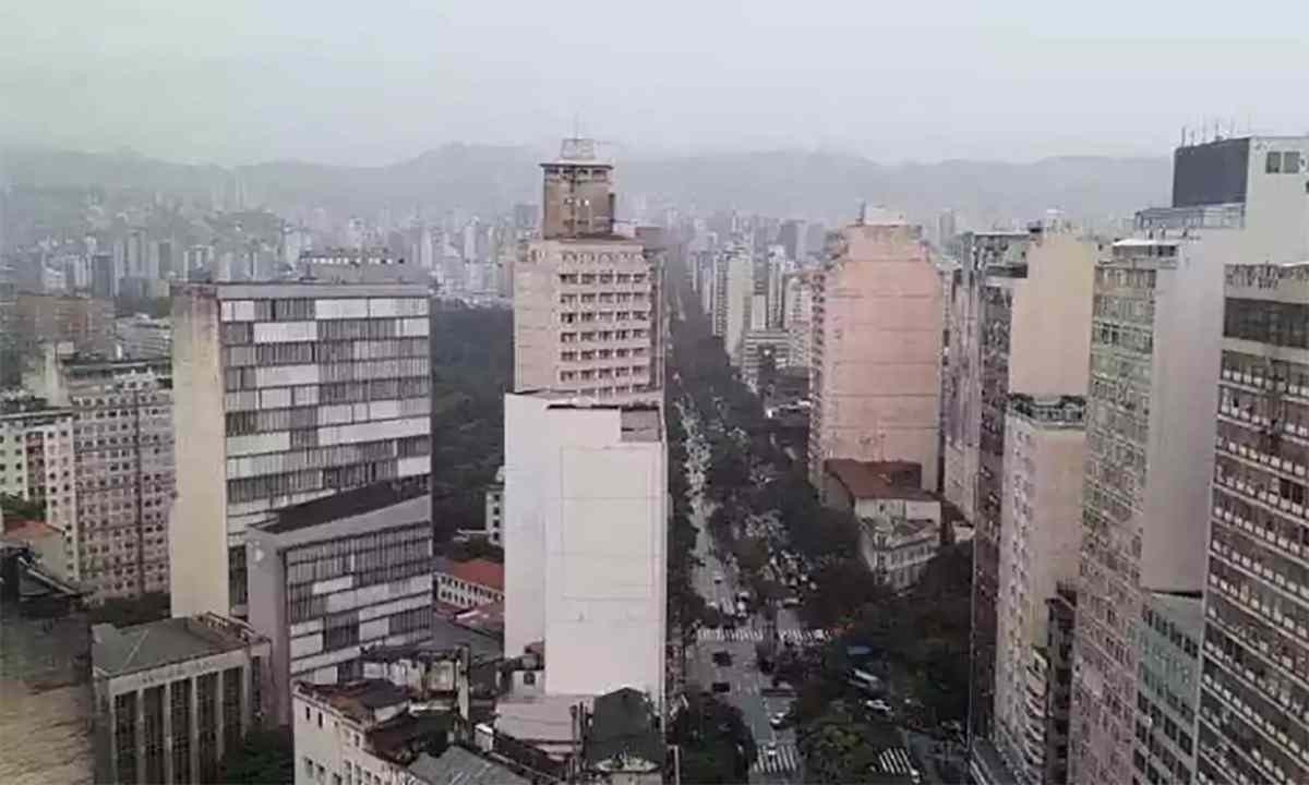 Chuva no ano-novo? Veja a previsão do tempo para a virada em BH