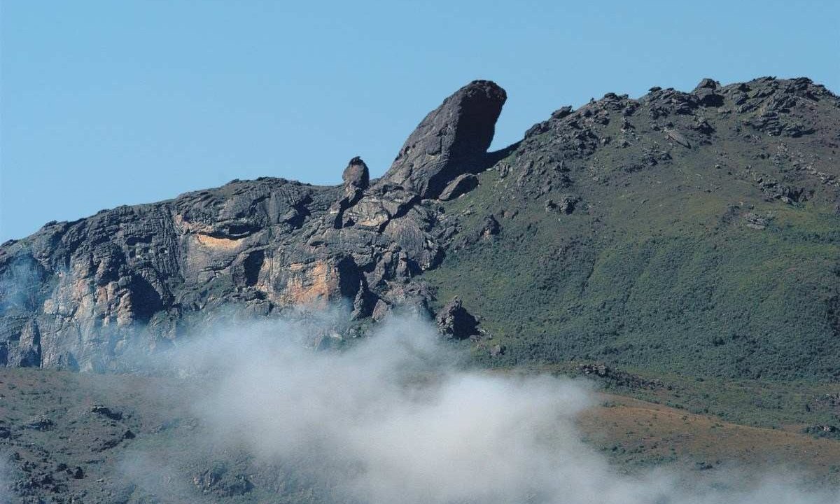 Pico do Itacolomi, no Parque Estadual do Itacolomi, entre Ouro Preto e Mariana -  (crédito:  Instituto Quadrilatero/Divulgacao)