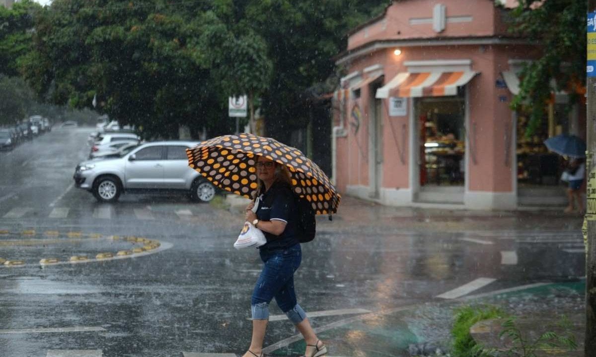Previsão de pancadas de chuva isoladas em Belo Horizonte -  (crédito: Tulio Santos/EM/D.A Press)