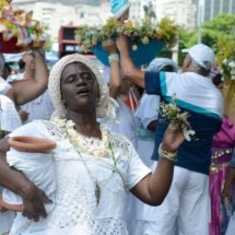 Como surgiram os rituais de Ano Novo mais populares do Brasil? - ABR