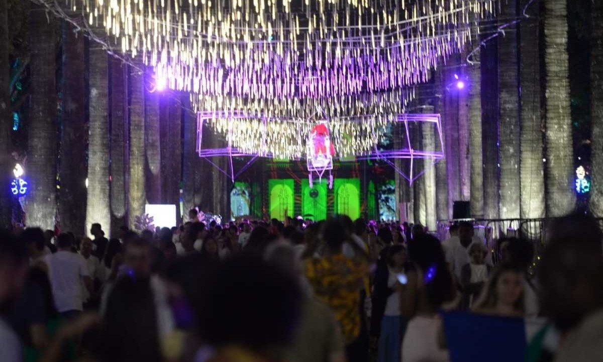 Virada da Liberdade terá show de drones e apresentações musicais para embalar o público belo-horizontino na passagem de ano -  (crédito: Túlio Santos/EM/D.A. Press)