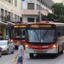 Liminar suspende aumento nas passagens de ônibus metropolitano da Grande BH - Túlio Santos/D.A. Press/EM