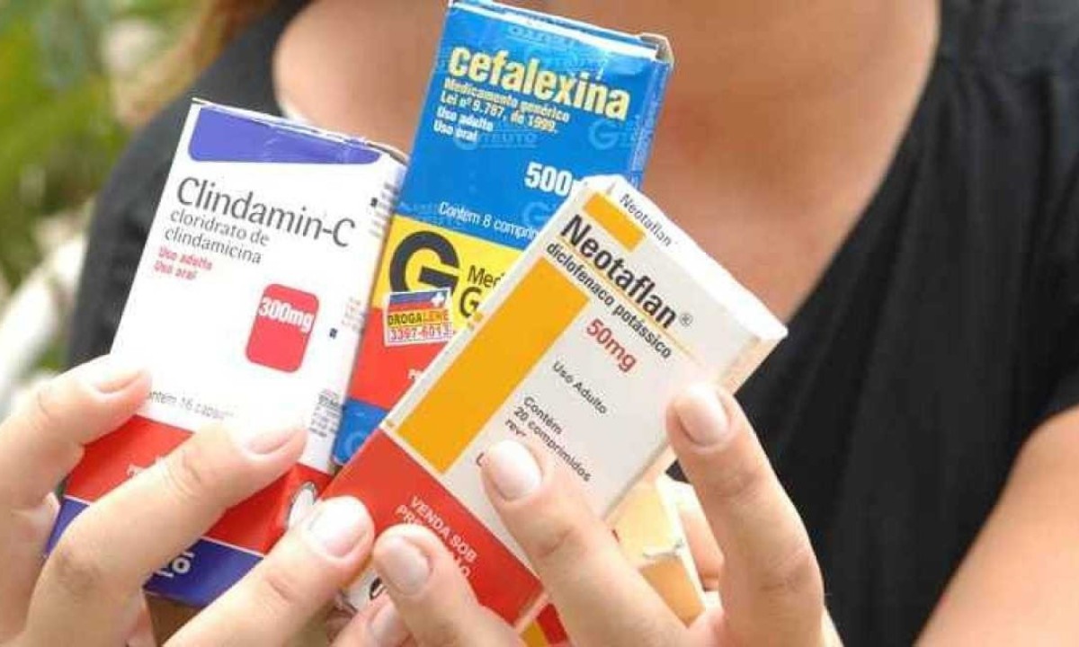 A resistência a antibióticos ocorre quando cepas de microrganismos que antes respondiam a tratamentos com os antimicrobianos passam a não ser mais suscetíveis -  (crédito: Correio Braziliense)