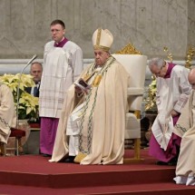 Vaticano diz que bênção a casais do mesmo sexo não representa 'absolvição' - Andreas Solaro/AFP