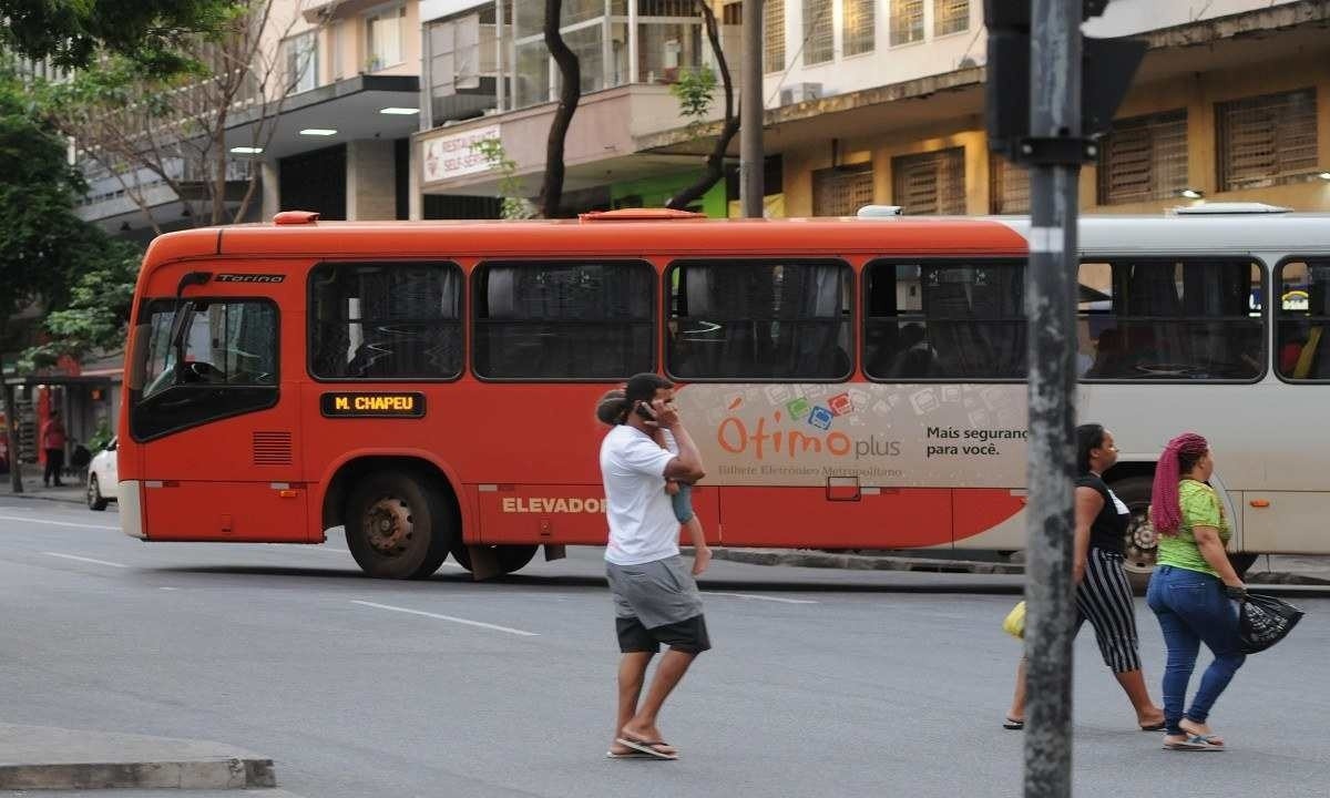 Após disputa judicial, passagem metropolitana aumenta  -  (crédito: Tulio Santos/EM/D.A Press)