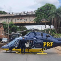 Cenipa inicia investigação no helicóptero da PRF que caiu em BH - Leandro Couri/EM/D.A. Press