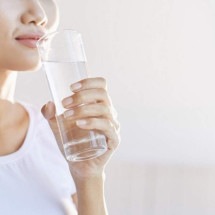 Como se manter hidratado mesmo não gostando de tomar água - Freepik