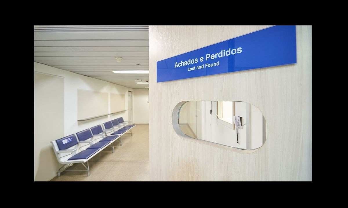 Setor de Achados e Perdidos em Confins -  (crédito: Aeroporto Internacional de Confins/Divulgação/Facebook)
