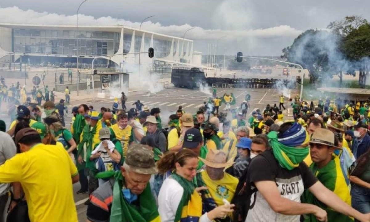 08/01 é o retrato da nossa ignorância até hoje - (crédito: Ed Alves/CB/ DA press) 08/01 é o retrato da nossa ignorância até hoje - (crédito: Ed Alves/CB/ DA press)