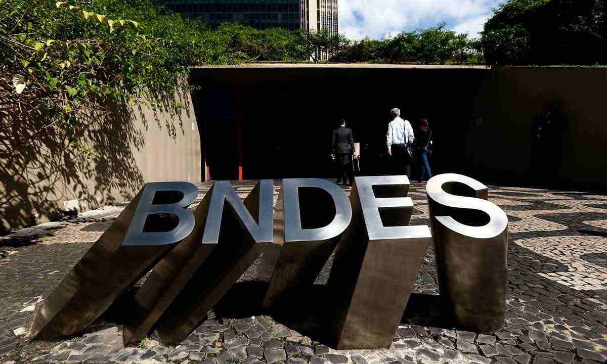 BNDES dobra volume de crédito para a indústria brasileira em 2023