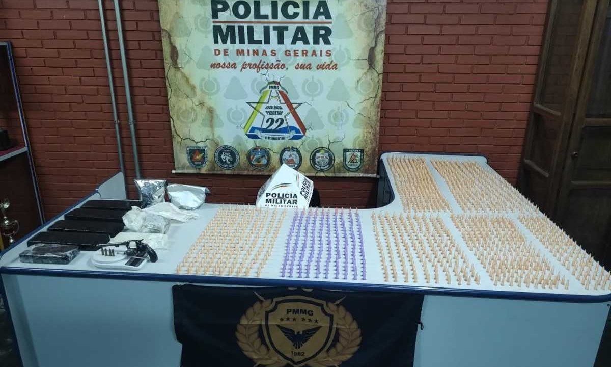 Material encontrado com os suspeitos -  (crédito: Polícia Militar/Divulgação)
