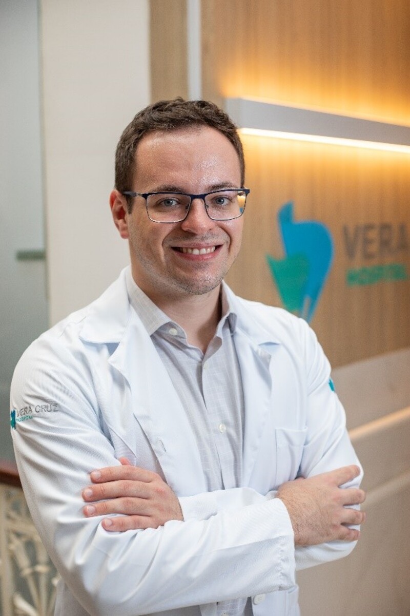 Dr. Rodrigo Dias de Meira nefrologista