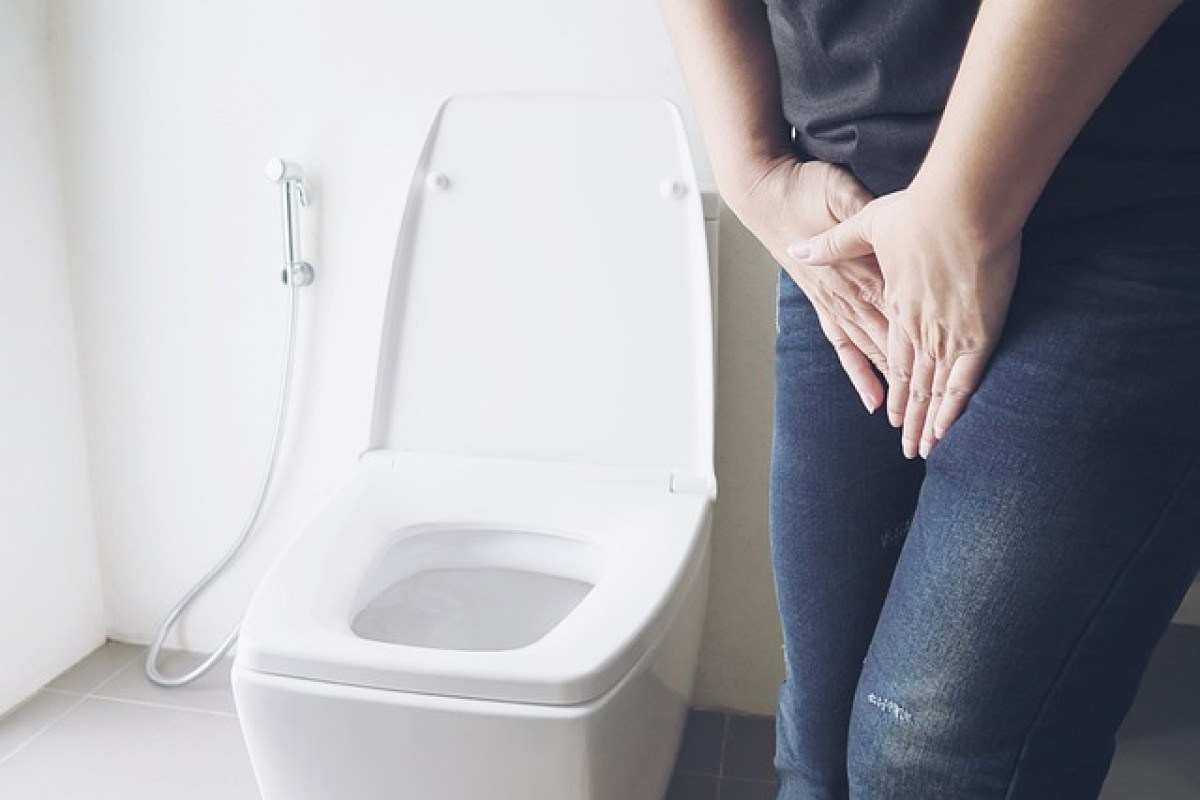Urina pode sair preta em casos de desidratação grave; entenda