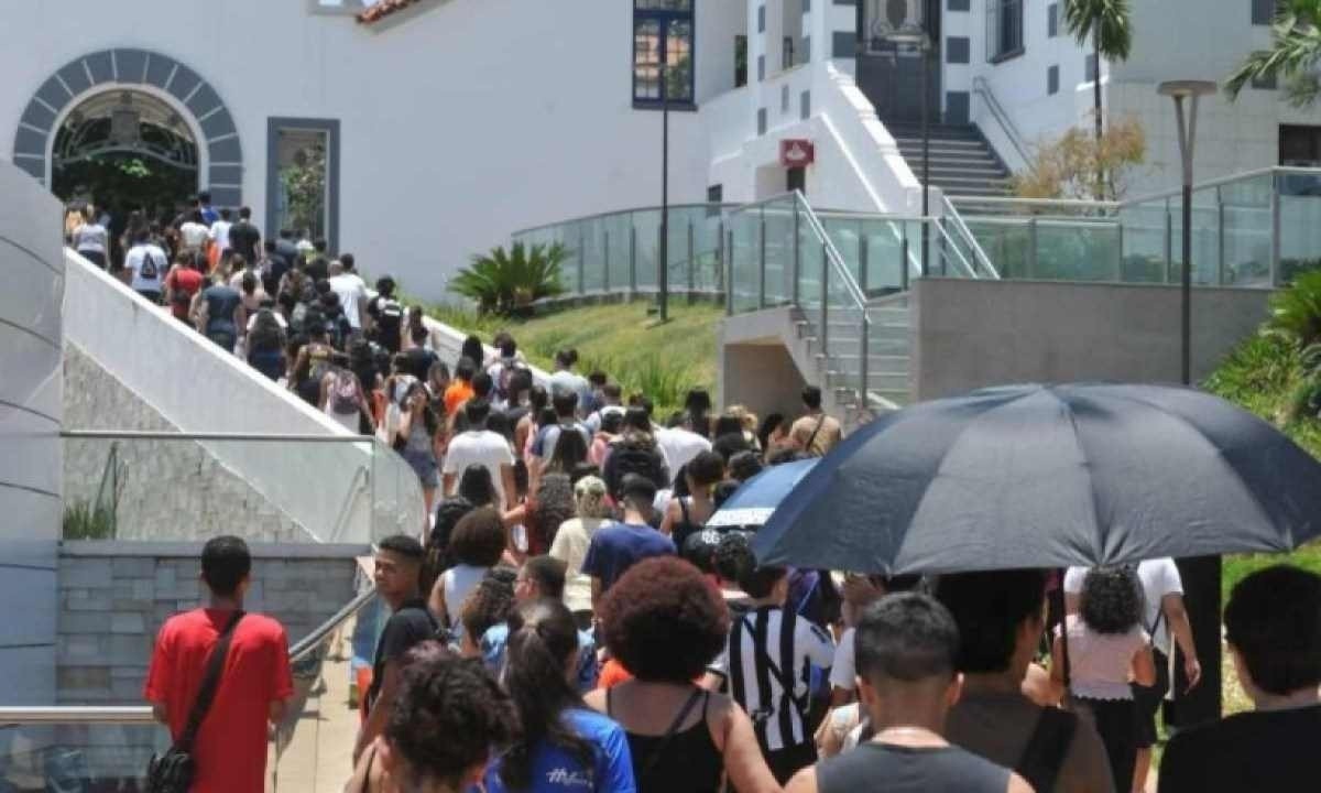 Chegou a hora da verdade, quem será que está com o futuro na universidade garantido?
 -  (crédito: Tulio Santos/EM/D.A Press)