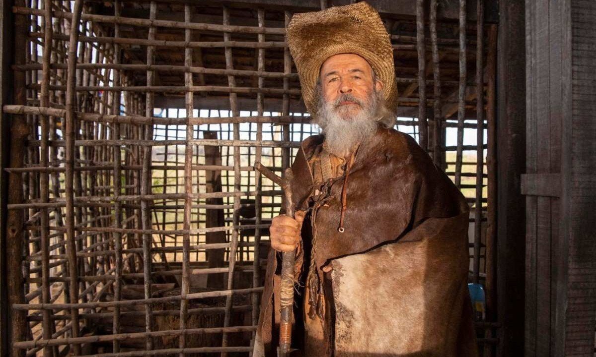 Osmar Prado como Velho do Rio, na novela Pantanal