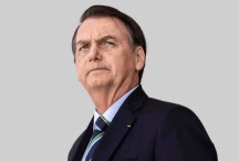 Bolsonaro deixa a PF depois de ter ficado em silêncio durante depoimento