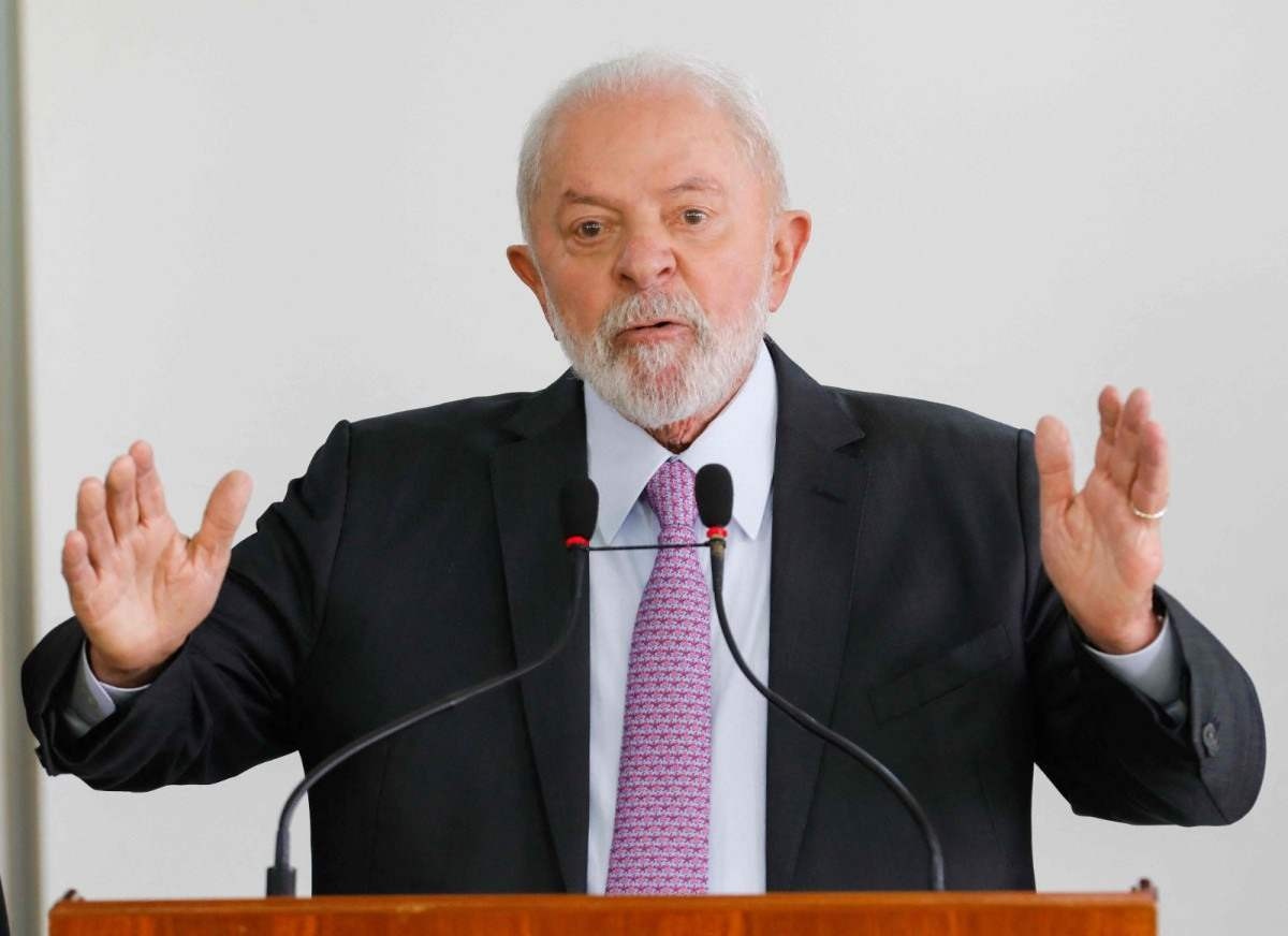 Lula aprova lei que criminaliza bullying e agrava pena para ataques em escolas