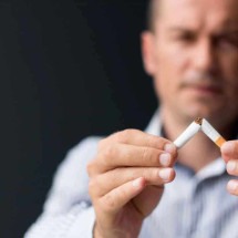 Estudos mostram efeitos prolongados do tabagismo no sistema imunológico de ex-fumantes - Lumineimages